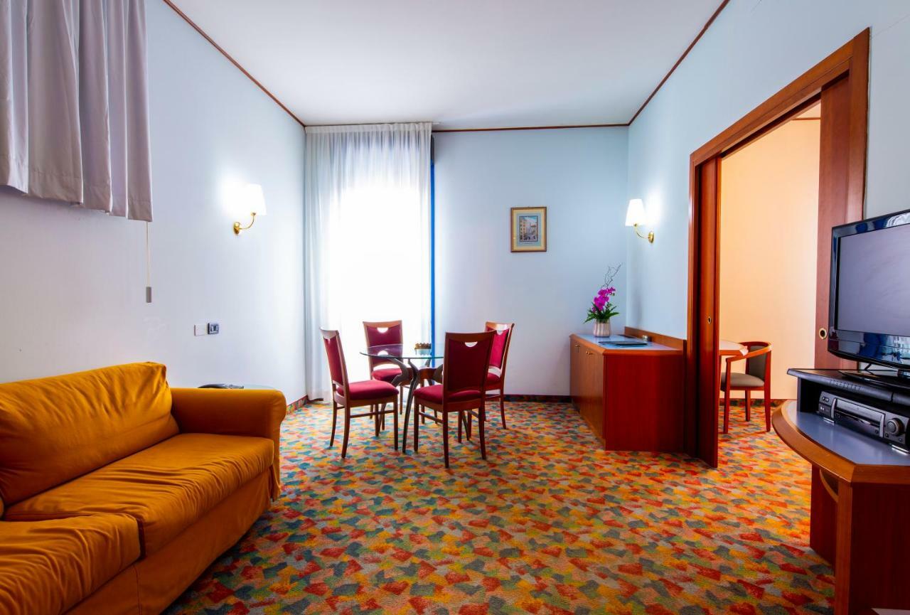 Hotel Persico'S San Giovanni in Persiceto Εξωτερικό φωτογραφία